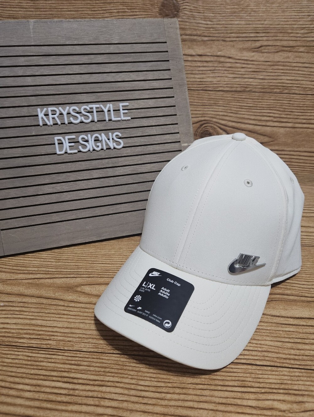 Nike Baseball Hat Off White Size L / XL